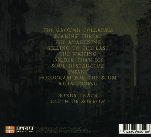 Die Rückseite einer CD mit Songtiteln und einer Stadtkulisse.