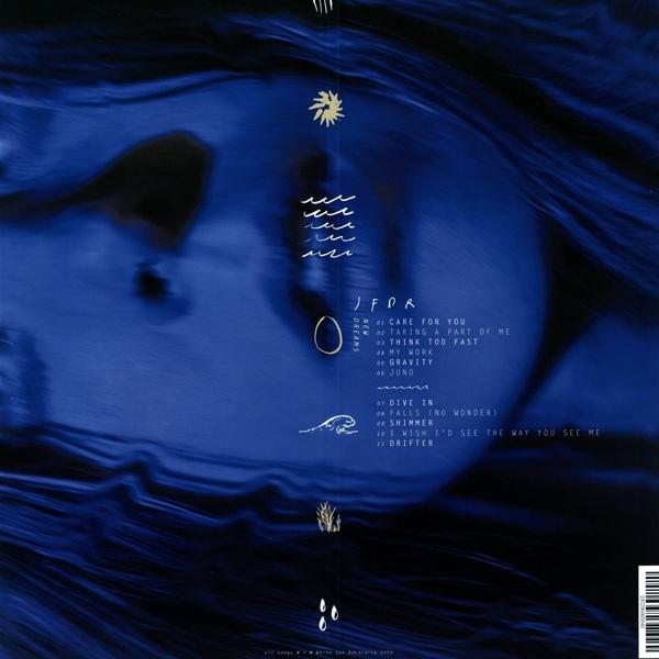 Rückseite einer CD-Hülle mit Text und einem Statuebild. Titelliste.