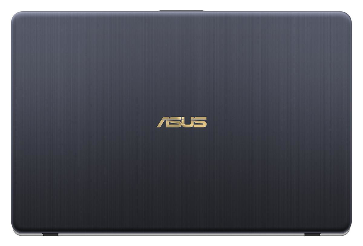 Geschlossener dunkelgrauer Asus Laptop mit gebürsteter Metalloberfläche und goldenem Logo.