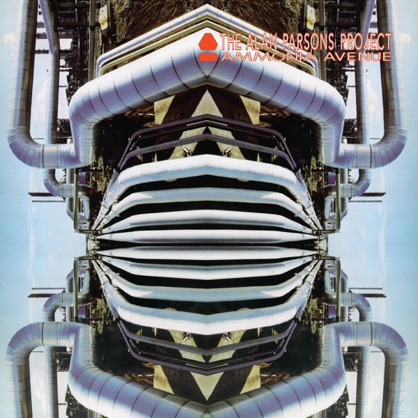 Albumcover mit Rohren und Industriestrukturen. Symmetrisches Design mit rotem Logo.
