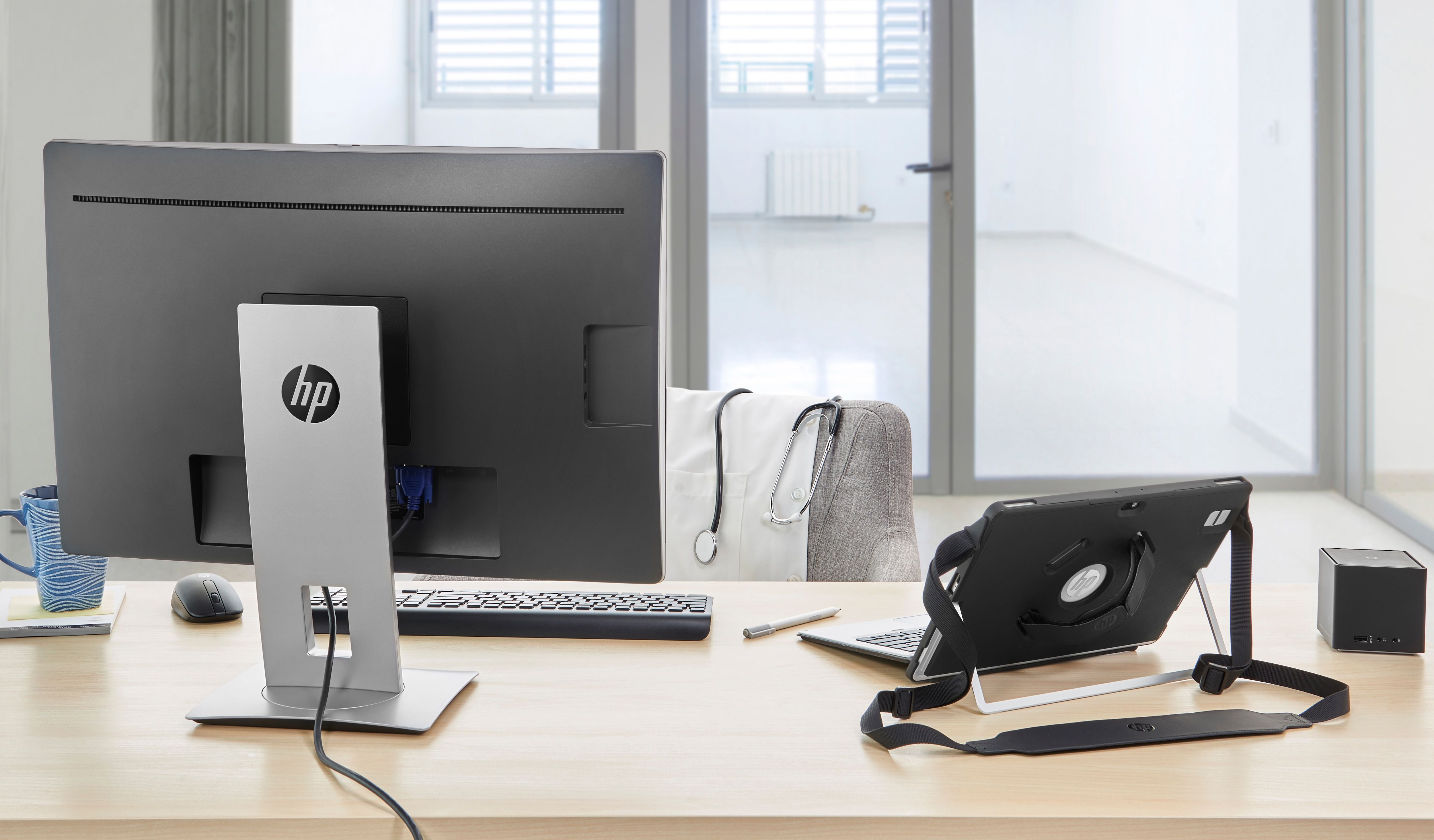 HP - B2B Elite x2 1012 G1 - 12 Zoll - Intel® Core™ M m7-6Y75 - 8 GB - 256 GB