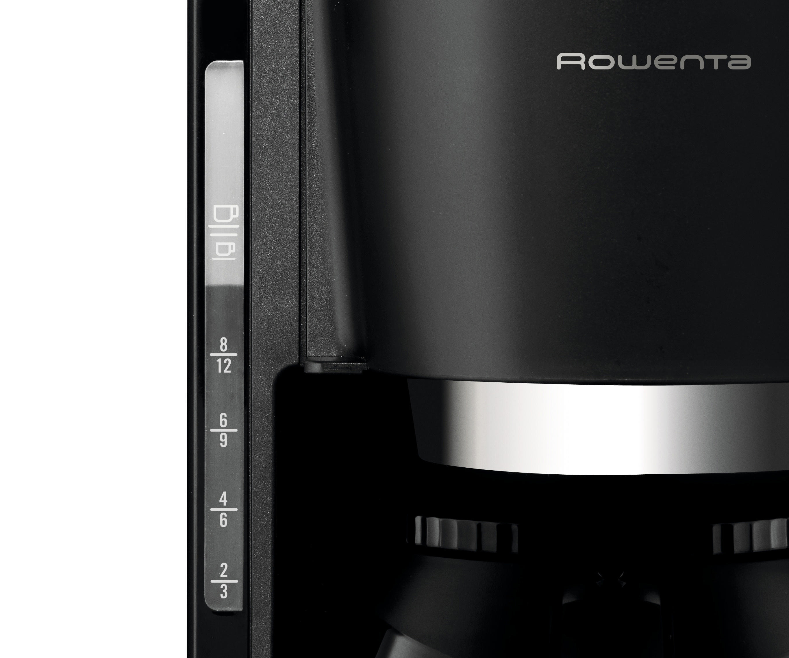 Nahaufnahme eines schwarzen Rowenta-Kaffeeautomaten mit Wasserstandsanzeigen.
