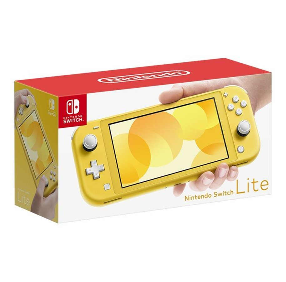 Una Nintendo Switch Lite amarilla en su caja, sostenida por una mano. La caja es roja y blanca.