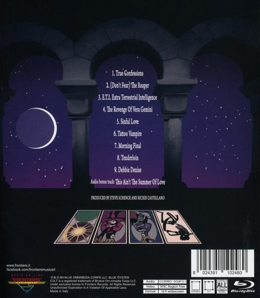 CD-Rückseite mit Trackliste, dunklem Hintergrund und Logo.