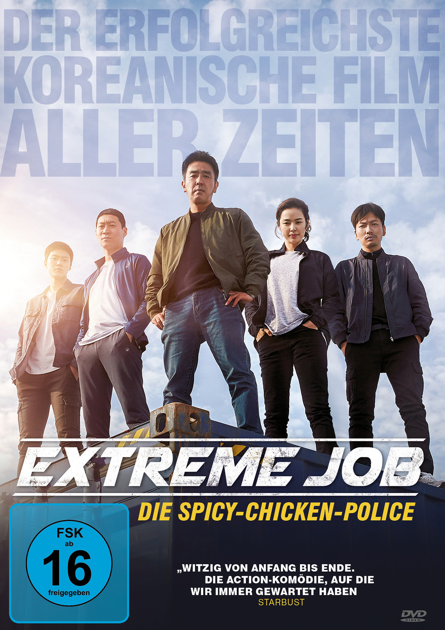 Filmcover: fünf Personen stehen. Titel: Extreme Job. Text auf Koreanisch und Deutsch. Blauer Himmel.