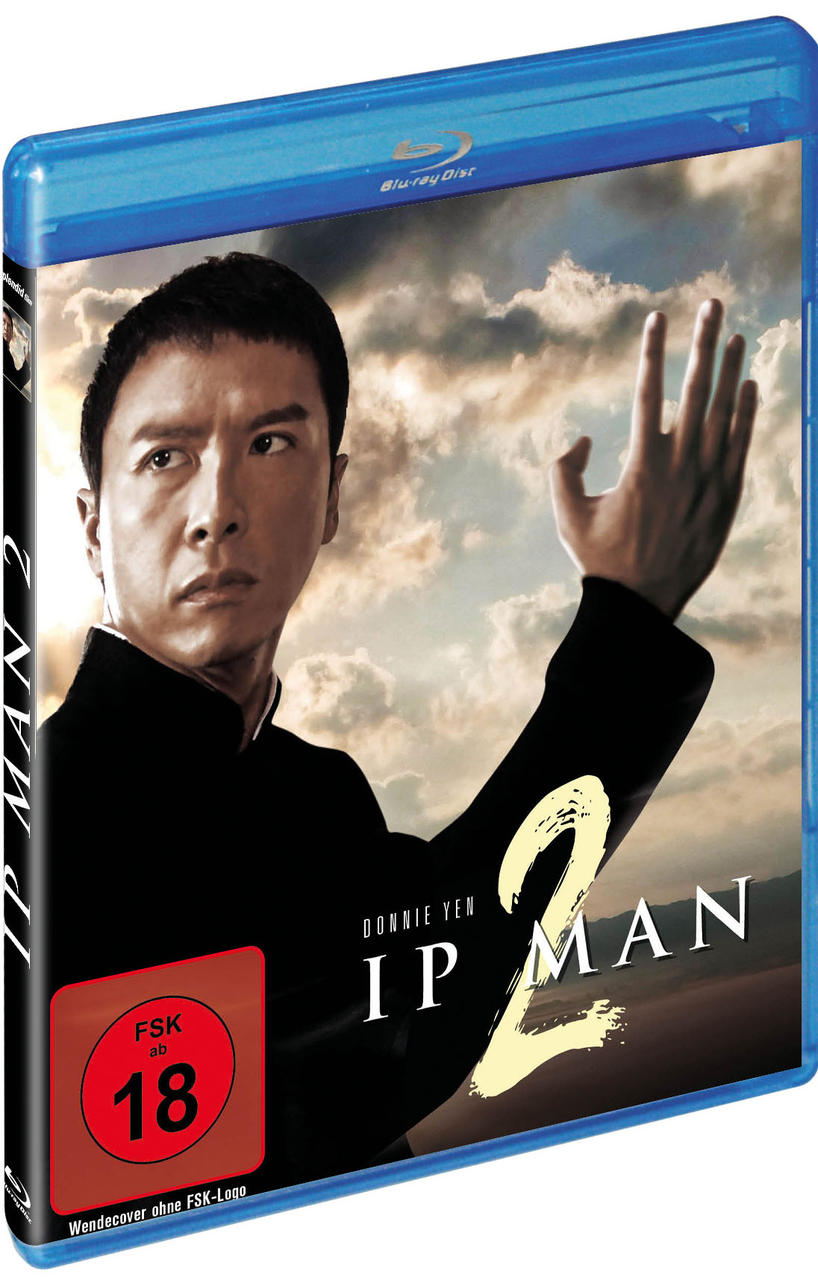 IP Man 2 Blu-ray-Cover. Donnie Yen in schwarzem Outfit. Dramatischer Himmelshintergrund. FSK-Bewertung.
