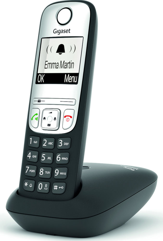 Un téléphone sans fil Gigaset avec un écran numérique affichant un appel d'Emma Martin.