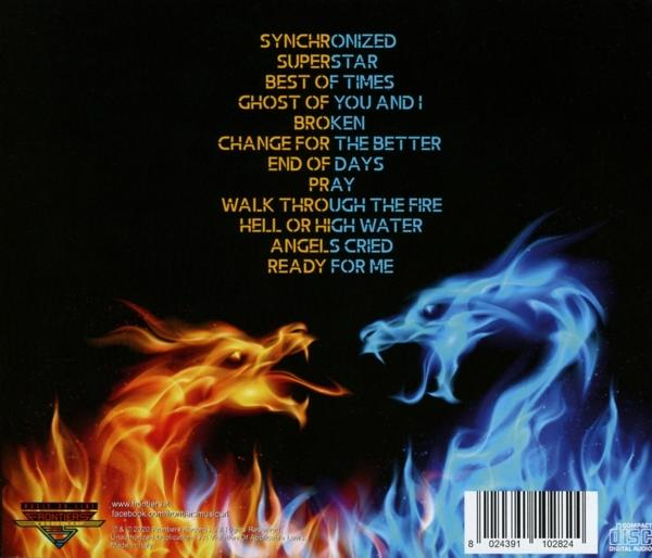 CD-Cover mit schwarzem Hintergrund, Songtiteln und sich gegenüberstehenden Feuerdrachen.