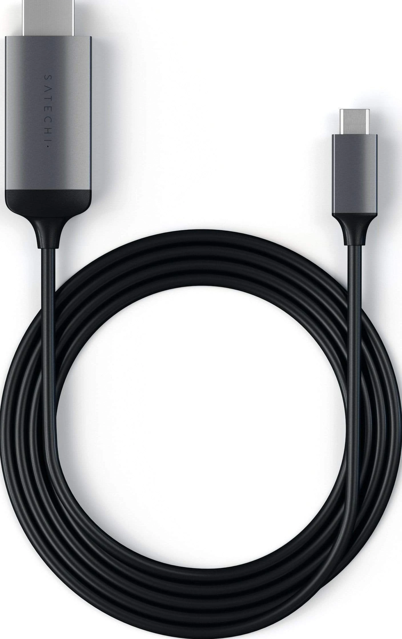 Satechi USB-C-zu-HDMI-Adapterkabel, schwarzes Kabel mit grauen Anschlüssen, weißer Hintergrund.