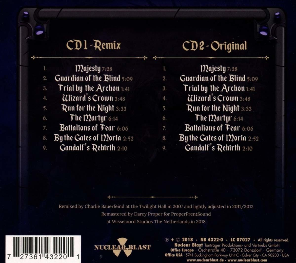 Rückseite einer CD-Hülle mit Titellisten. Der Text ist auf Deutsch. Das Cover ist dunkel und lila.