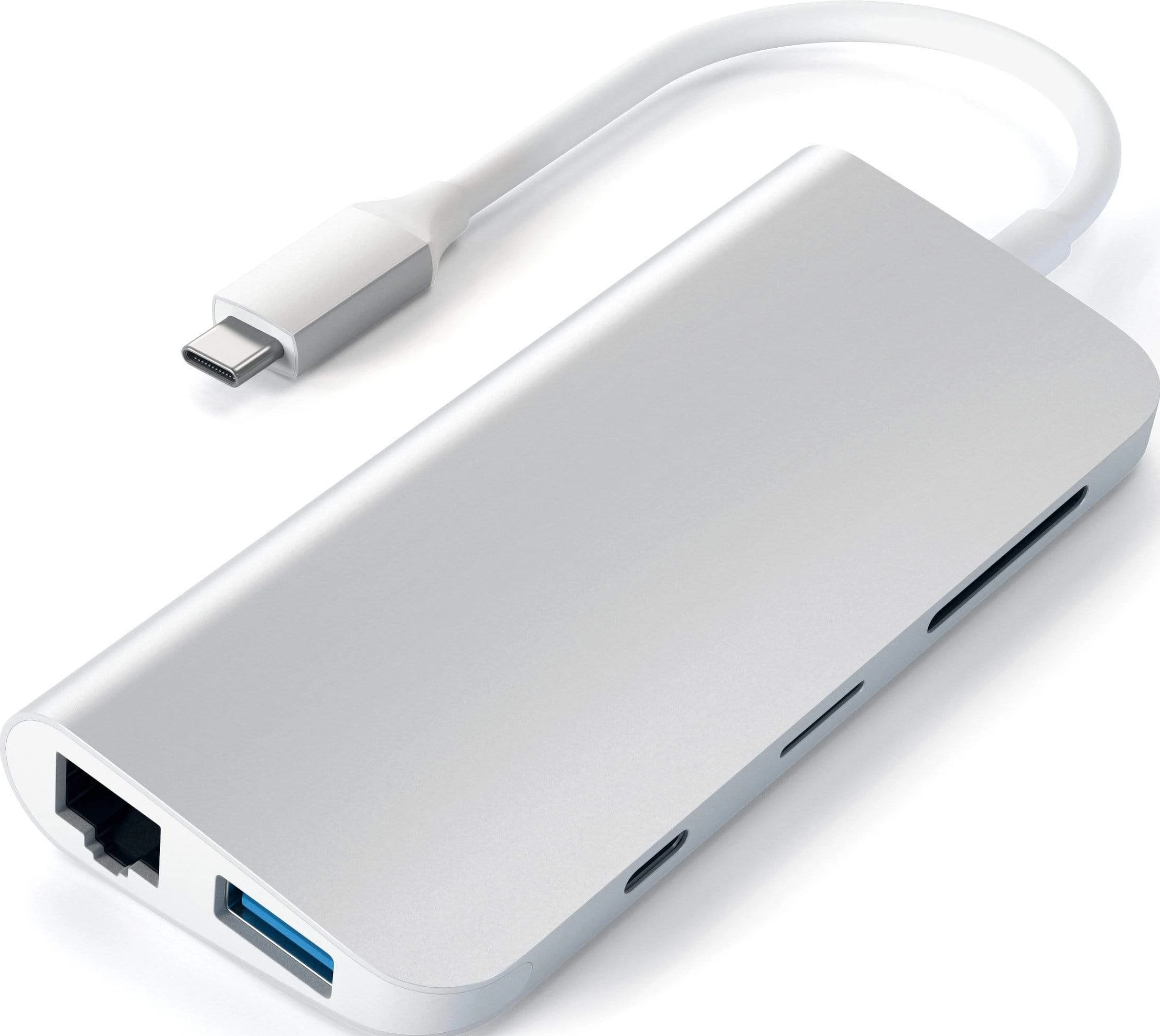 Un hub USB-C argentato con varie porte: USB, Ethernet e altre. Ha un cavo bianco.