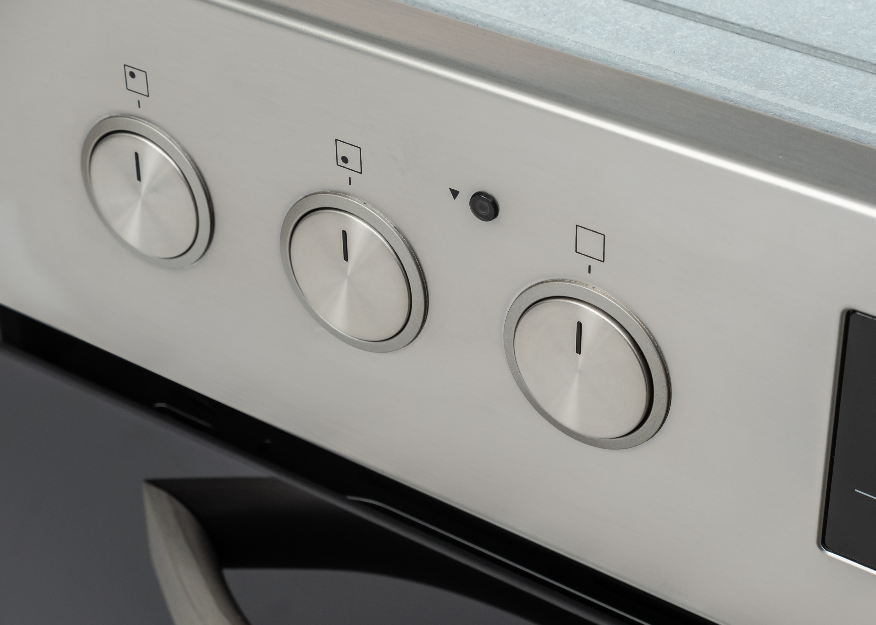 SAMSUNG NB69R3301RS/EG, Backofen (Einbaugerät, 69 l, 595 mm breit)