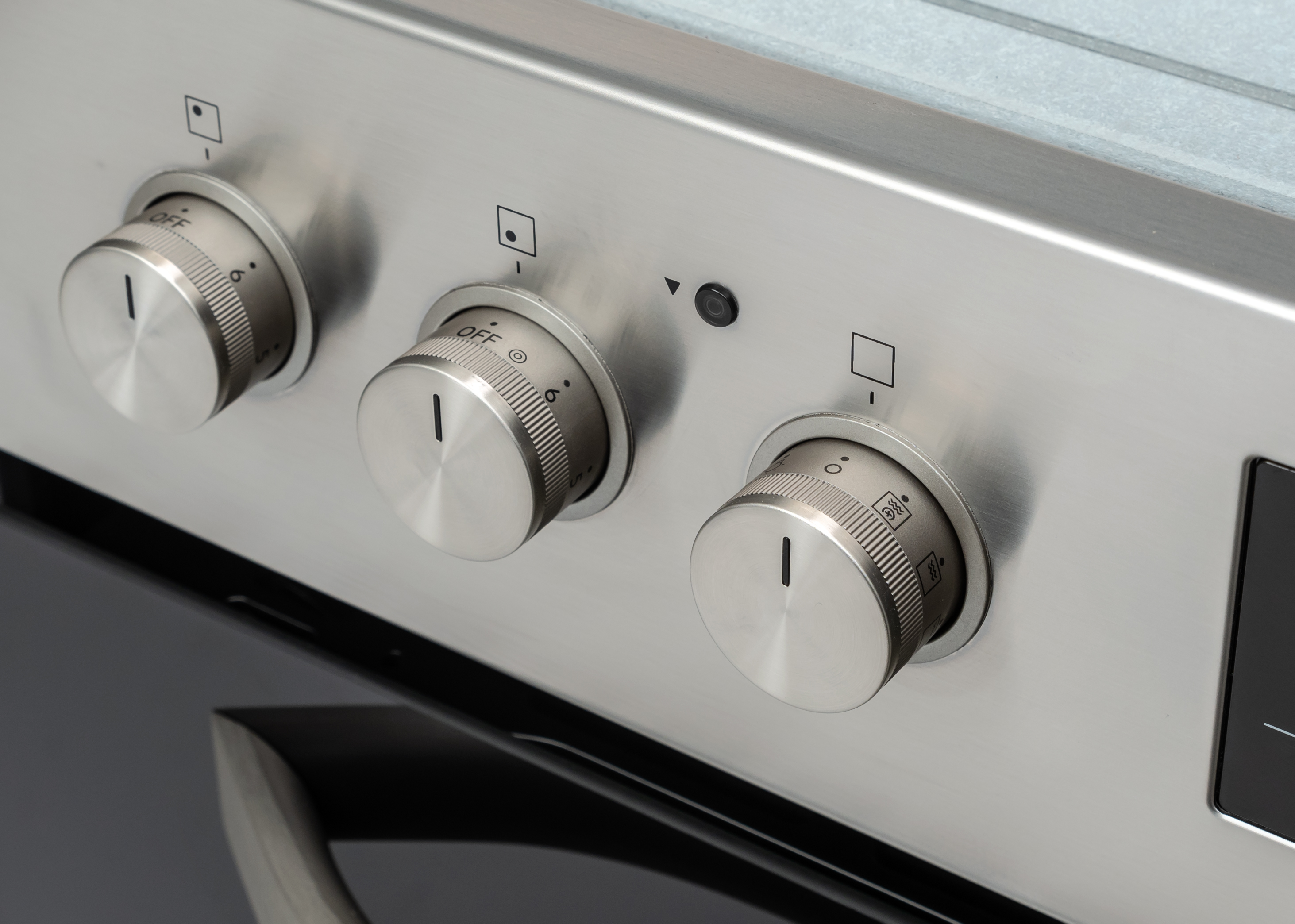 SAMSUNG NB69R3301RS/EG, Backofen (Einbaugerät, 69 l, 595 mm breit)