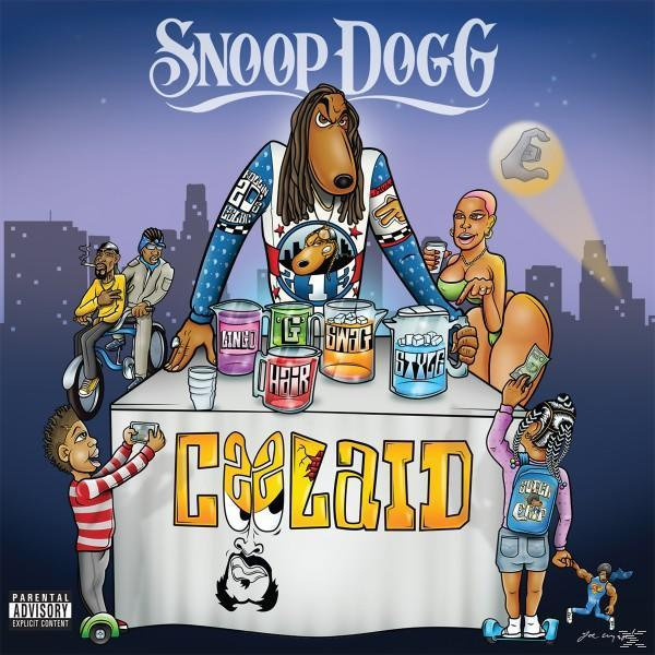 Snoop Dogg album borító. Snoop Dogg rajzfilmfigura, több ember itallal és egy városi háttér.