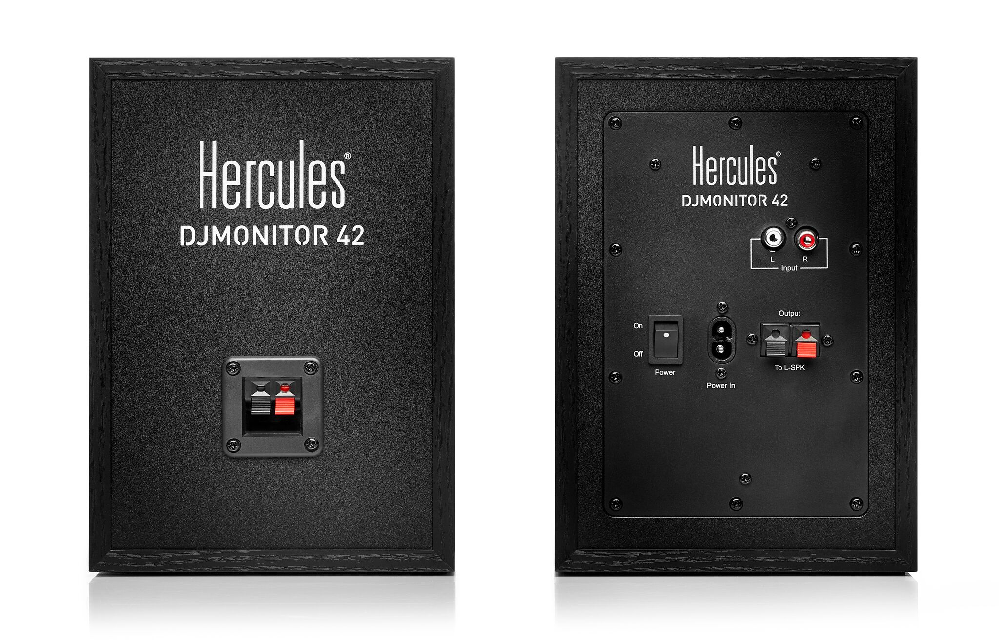 Due altoparlanti neri con il logo Hercules DJMONITOR 42 su sfondo bianco.