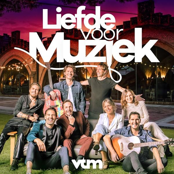 Pochette d'album avec un groupe de personnes, des guitares et le texte 'Liefde voor Muziek'.