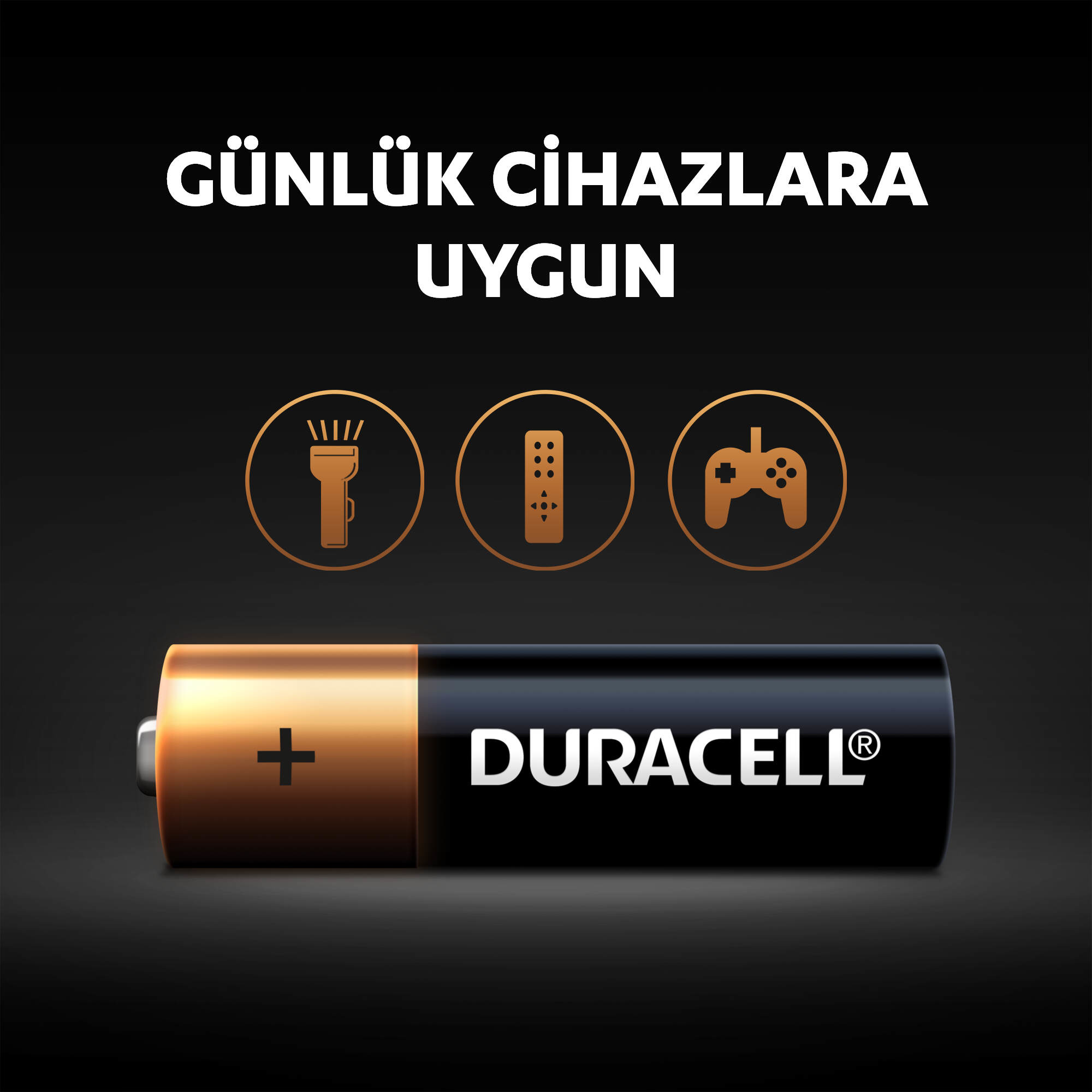 Üstte üç simge bulunan Duracell pil, siyah arka plan.