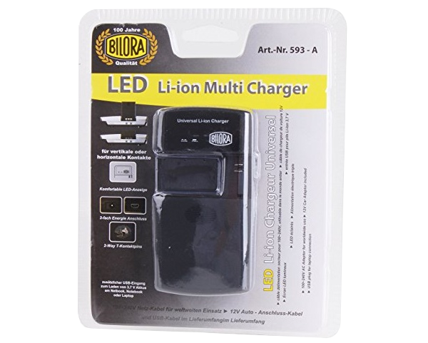Fekete LED Li-ion multi töltő műanyag csomagolásban. A szöveg tartalmazza a 'BILORA', 'LED' és 'Universal Li-ion Charger' feliratokat.