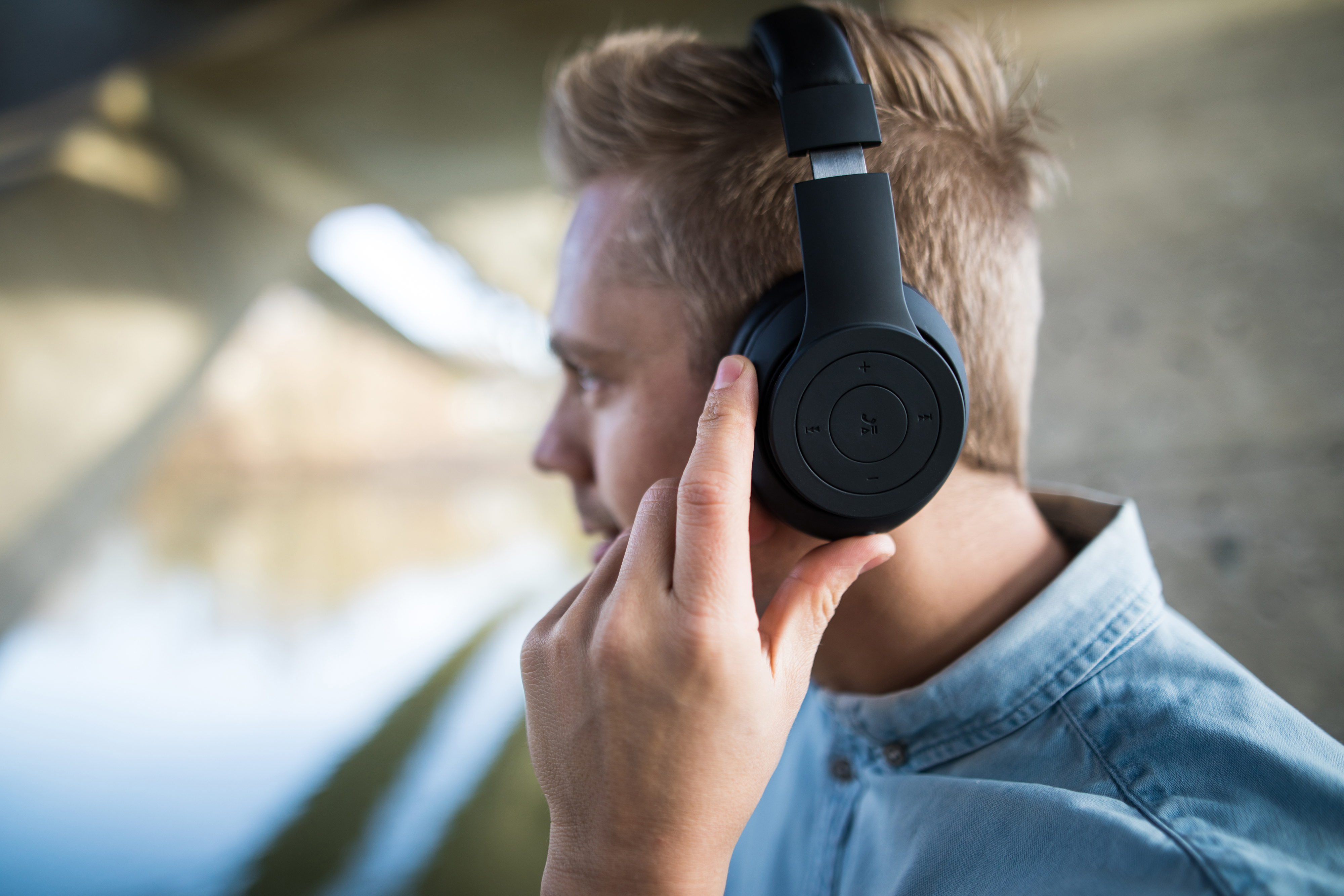 ISY IBH-6500-BK, On-ear Kopfhörer Bluetooth Schwarz