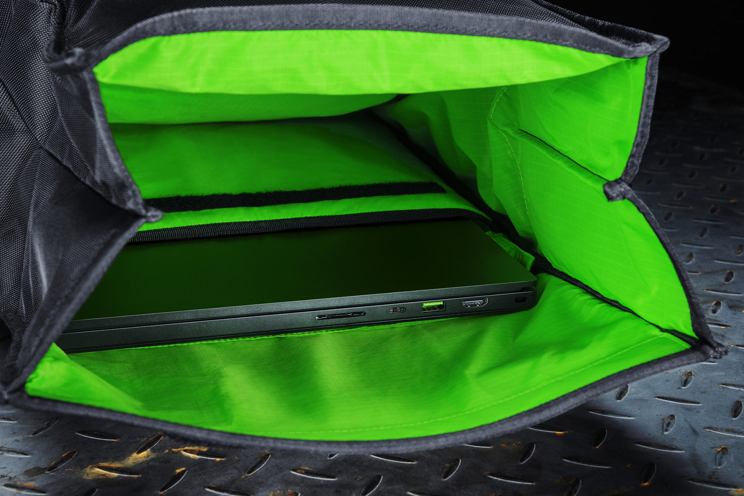 RAZER Tactical Pro Notebooktasche
