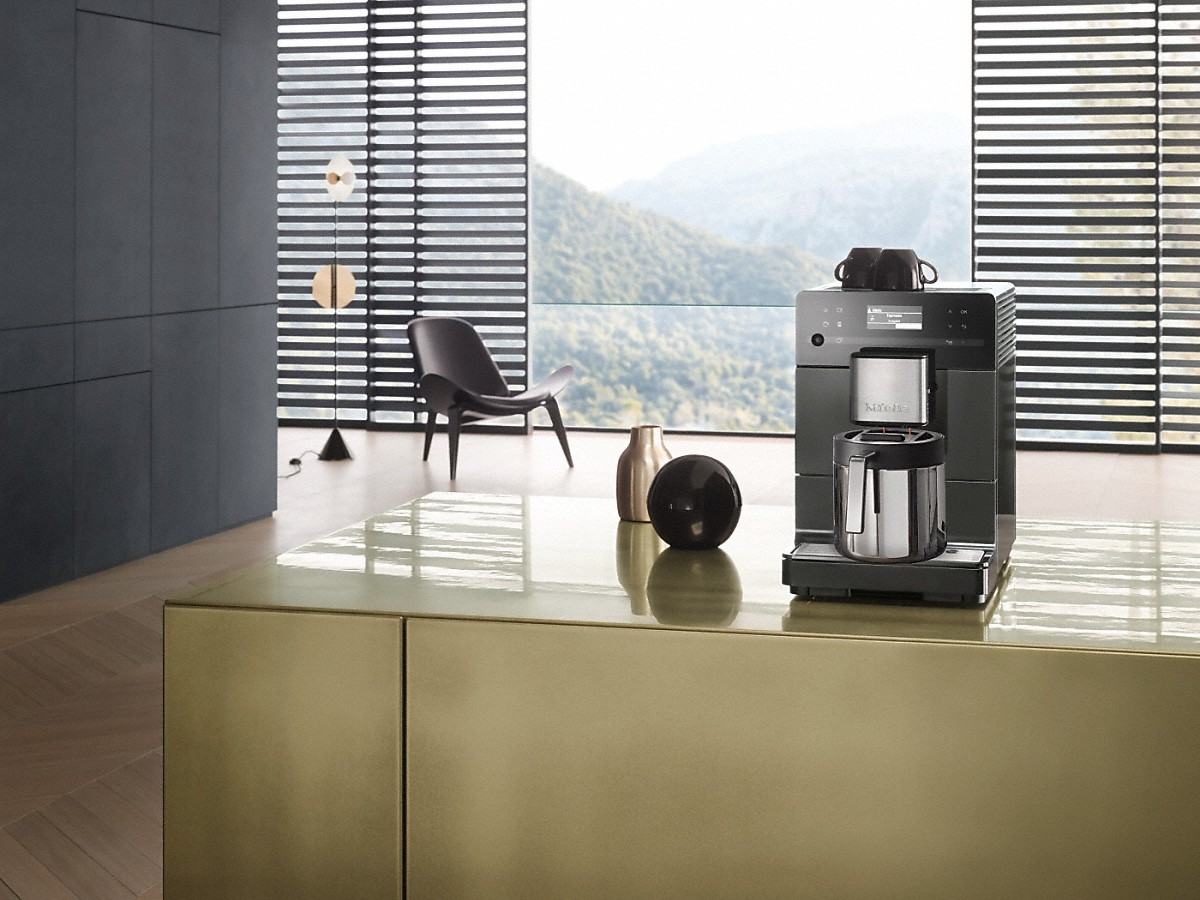 MIELE CM 5300 Kaffeevollautomat Graphitgrau