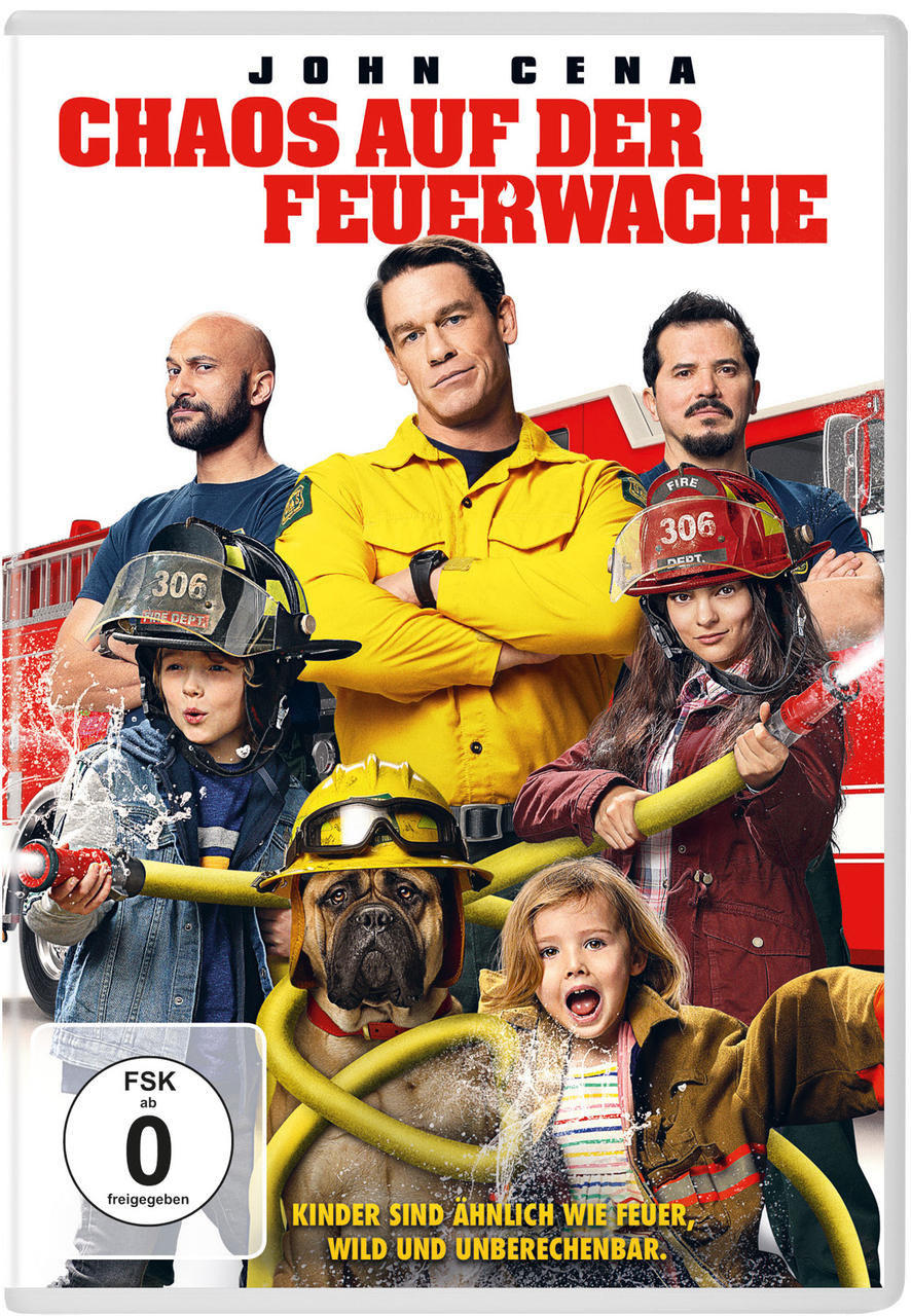 Ein Filmposter mit John Cena, Kindern und einem Hund in Feuerwehrausrüstung.