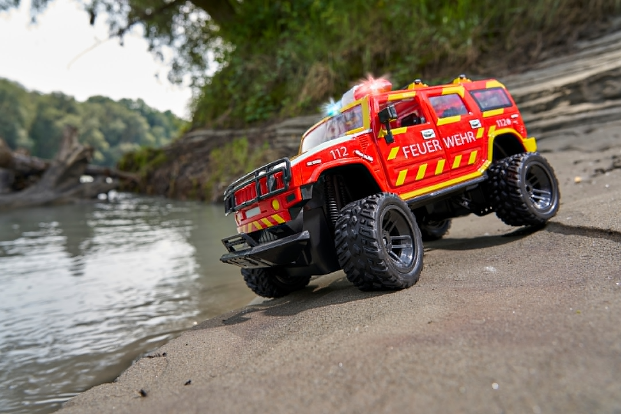 CARSON 1:14 Feuerwehr 2.4GHz 100% RTR Spielzeugmodellfahrzeug, Rot