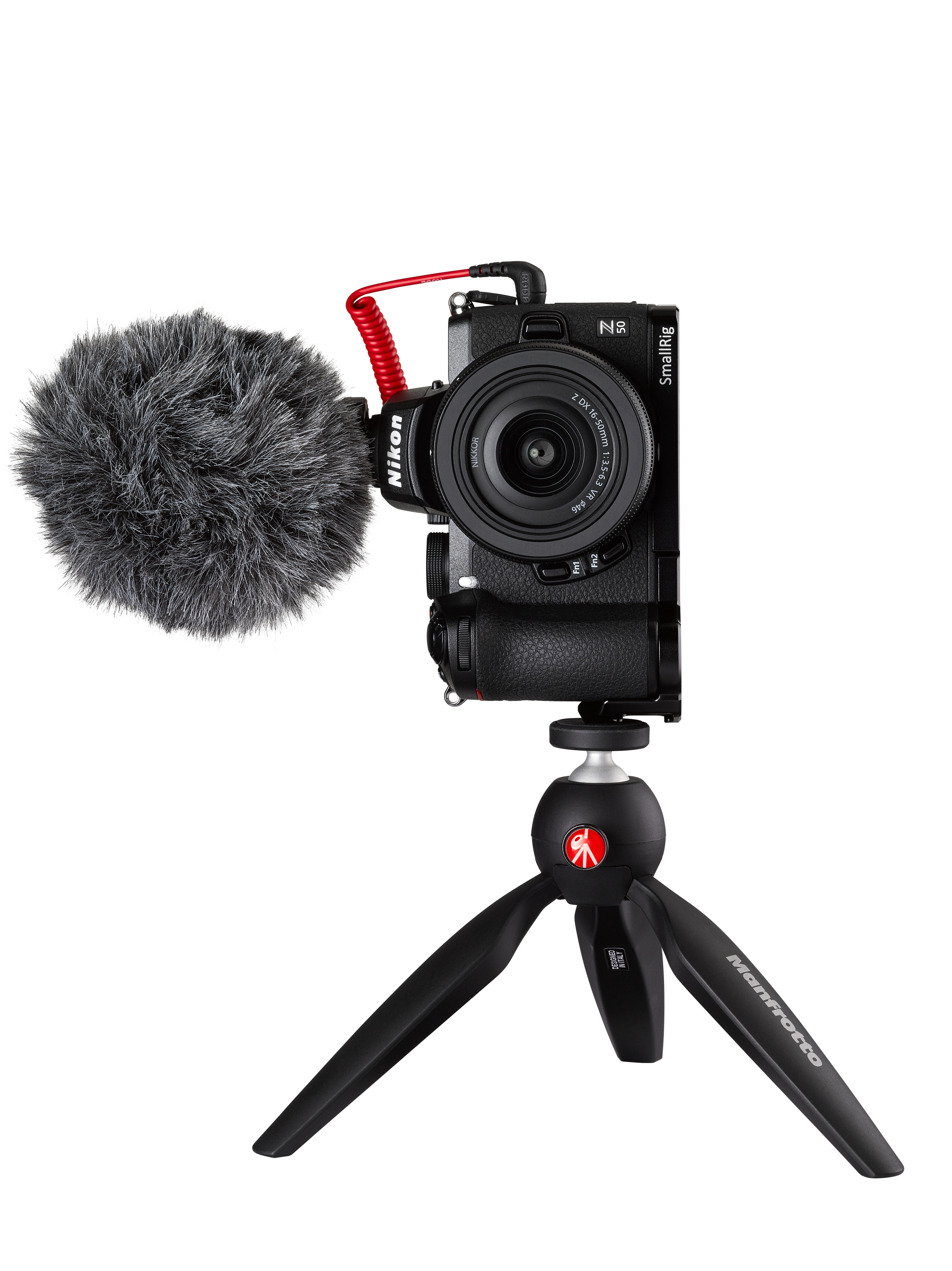 NIKON Z 50 Vlogger Kit Systemkamera mit Objektiv 16-50 mm, 8 cm Display Touchscreen, WLAN