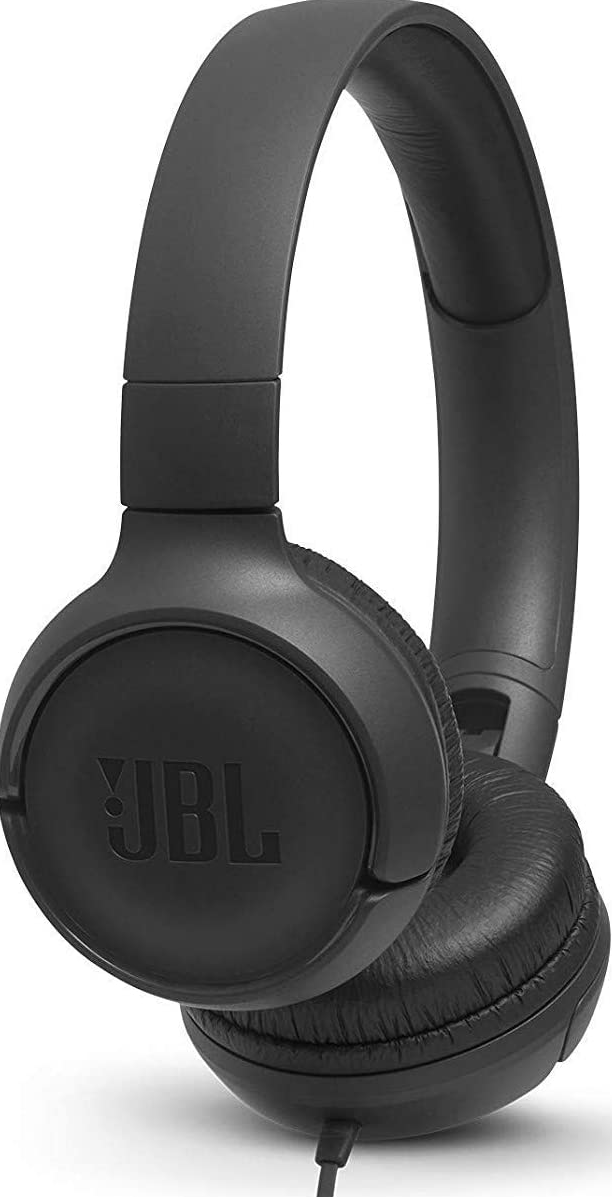 Cuffie JBL nere. Le cuffie sono over-ear e hanno il logo JBL sui padiglioni.