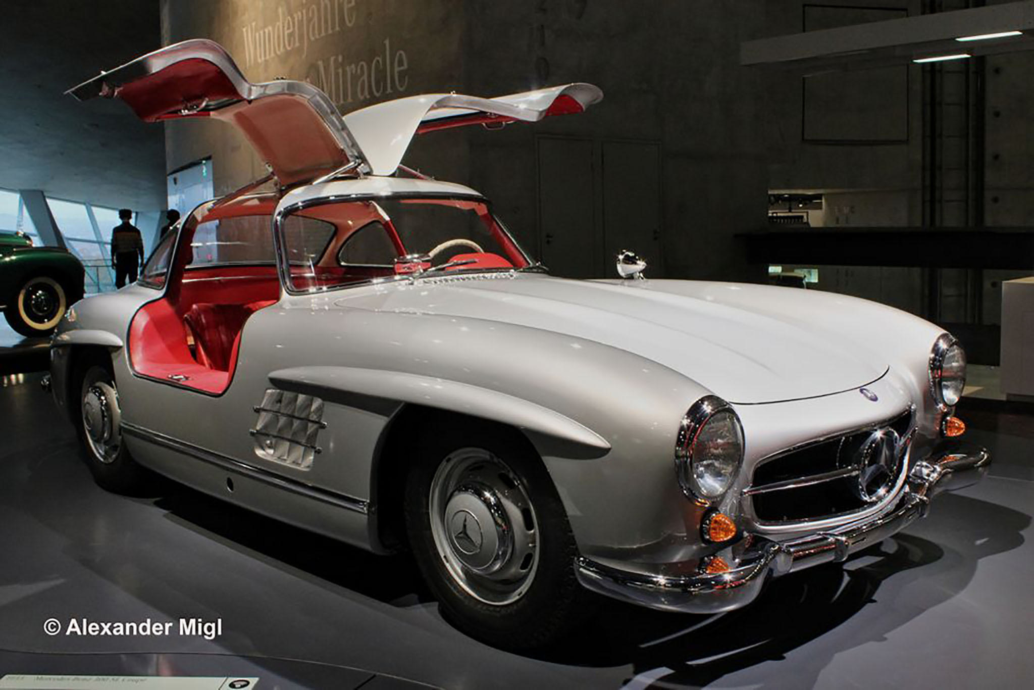 REVELL Mercedes Benz 300 SL Bausatz, Mehrfarbig