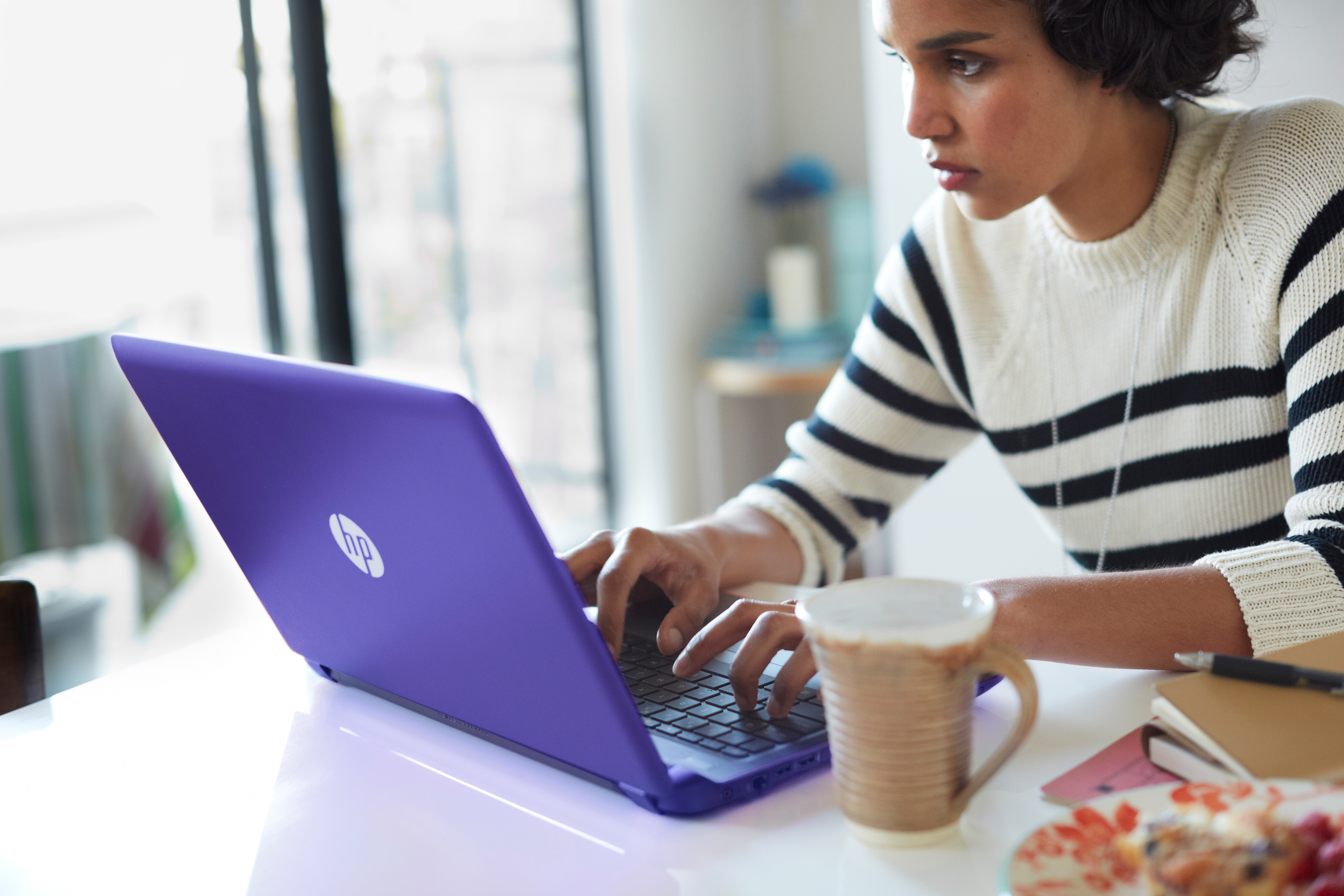 HP 17-g136ng - 17,3 Zoll - AMD A-Series A10-8700P - 8 GB - 1 TB - AMD Radeon™ R7 360 - Windows 10 Home (64 Bit)