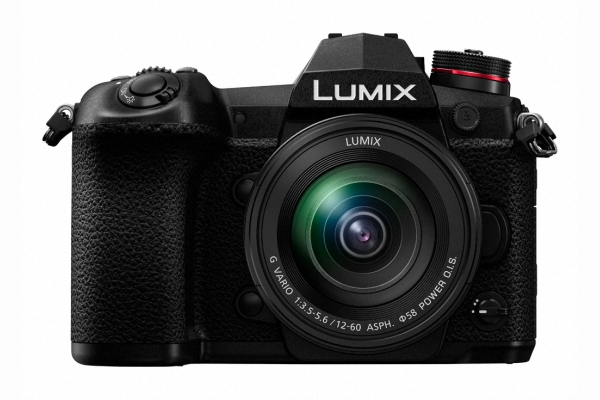 PANASONIC Lumix DC-G9MEG-K Systemkamera mit Objektiv 12-60 mm, 7,5 cm Display, WLAN