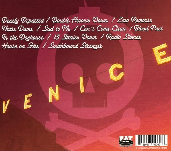 CD-Cover, VENICE Bandlogo auf rotem Hintergrund mit Songtiteln.