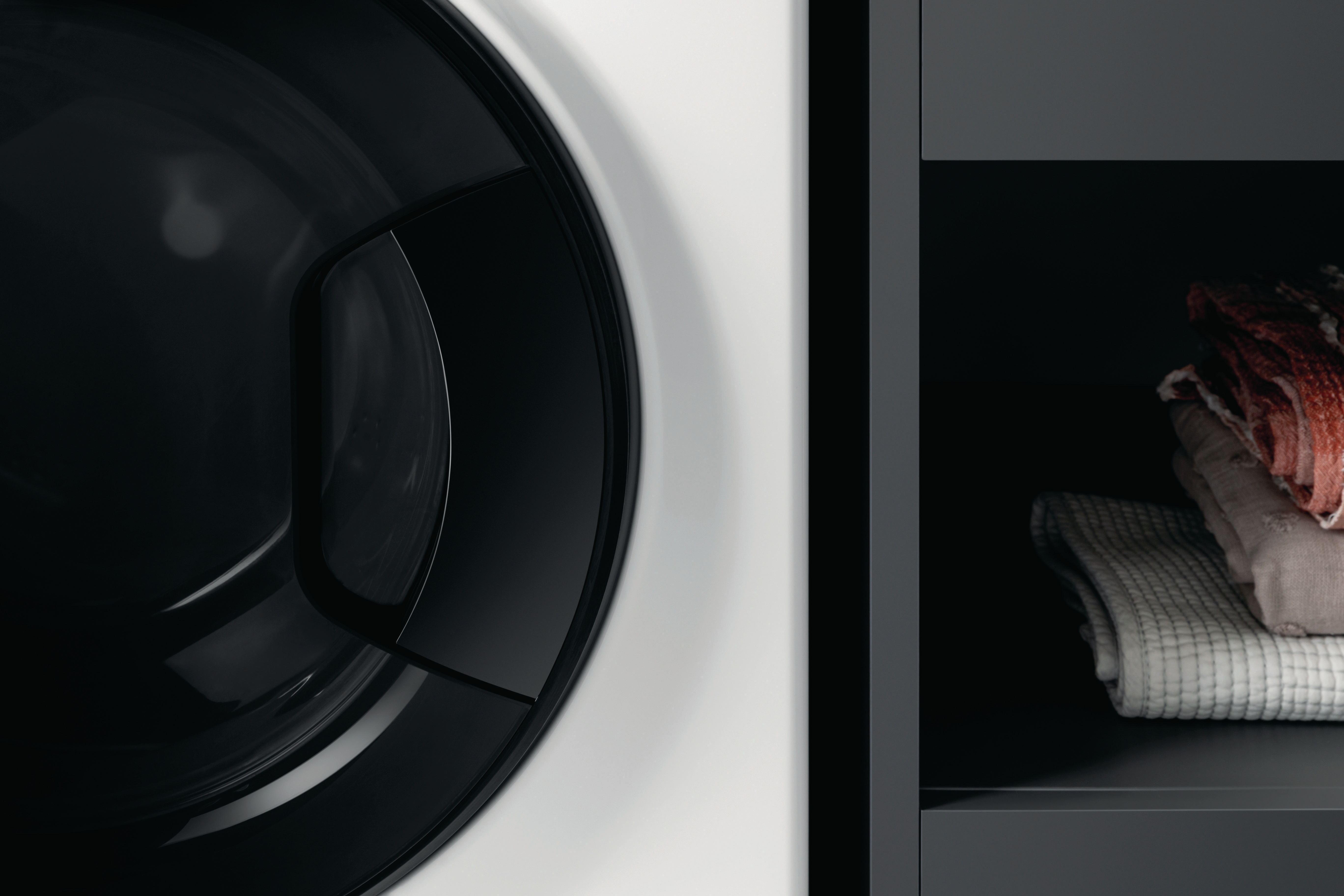BAUKNECHT WM ELITE 823 PS Waschmaschine (8 kg, 1351 U/Min., B)