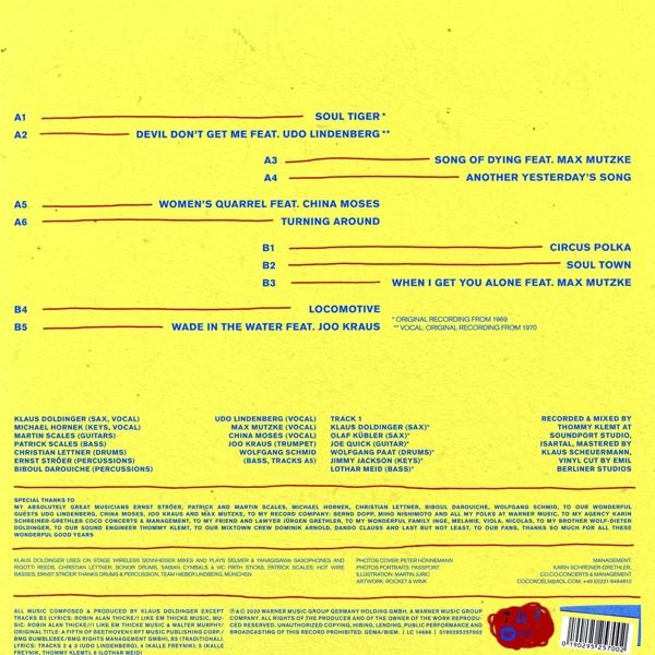 Das Albumcover zeigt Songtitel und Künstlernamen auf weißem und gelbem Hintergrund.