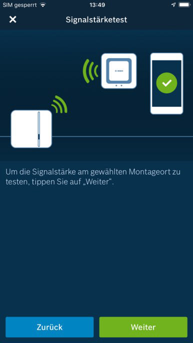 Smartphone-Bildschirm zeigt Signalstärketest. Weiße Quadrate und Telefonsymbole mit grünem Häkchen.