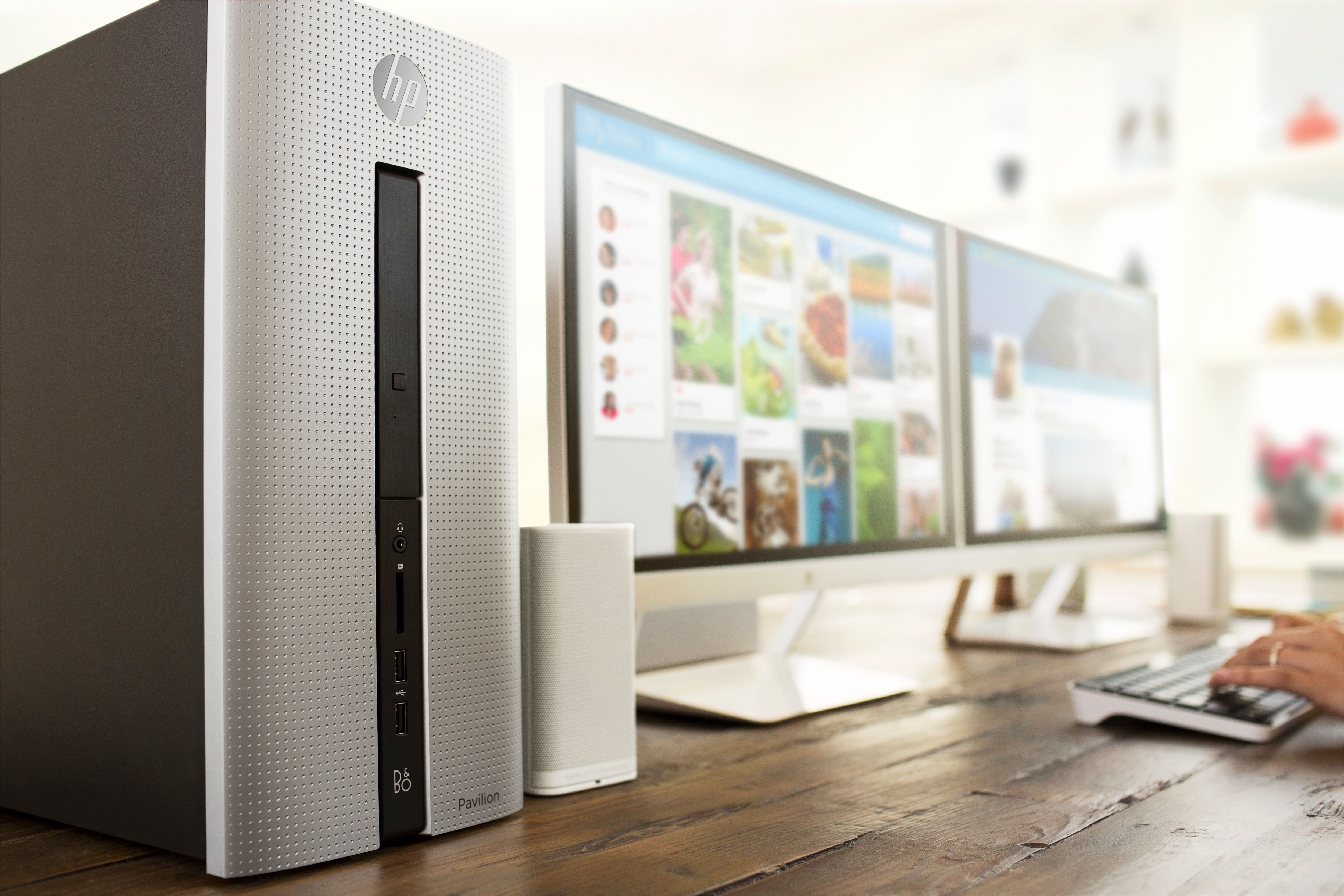 HP E1L10AA Pavilion 23tm 23" 7ms DVI + HDMI Full HD IPS Dokunmatik LED Monitör