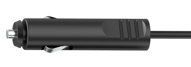 Adaptateur de chargeur de voiture noir avec embout métallique argenté et câble noir.