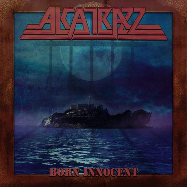 Albumhoes: Alcatraz bandnaam in rood. Eiland met een vuurtoren. Donkerblauw water en lucht.