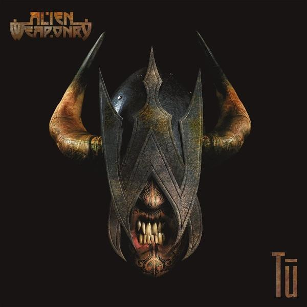 Albumcover: Ein gehörntes, groteskes Gesicht mit scharfen Zähnen auf schwarzem Hintergrund.