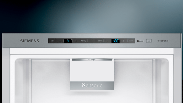 Siemens Kühlschrank mit Digitalanzeige. Zeigt Temperatureinstellungen und iSensoric-Technologie.