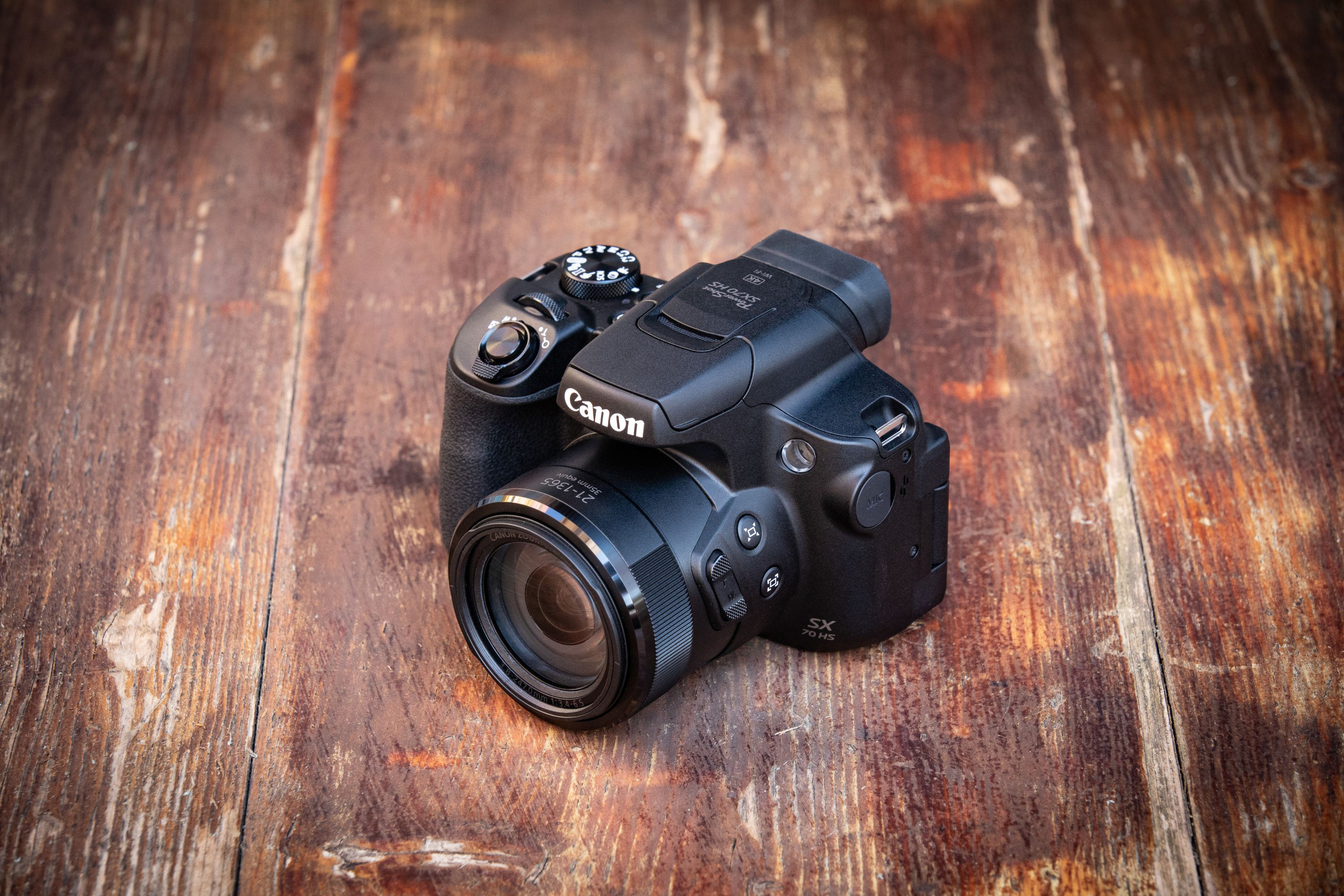 CANON PowerShot SX70 HS Bridgekamera Schwarz, 65fach opt. Zoom, LCD (TFT), WLAN