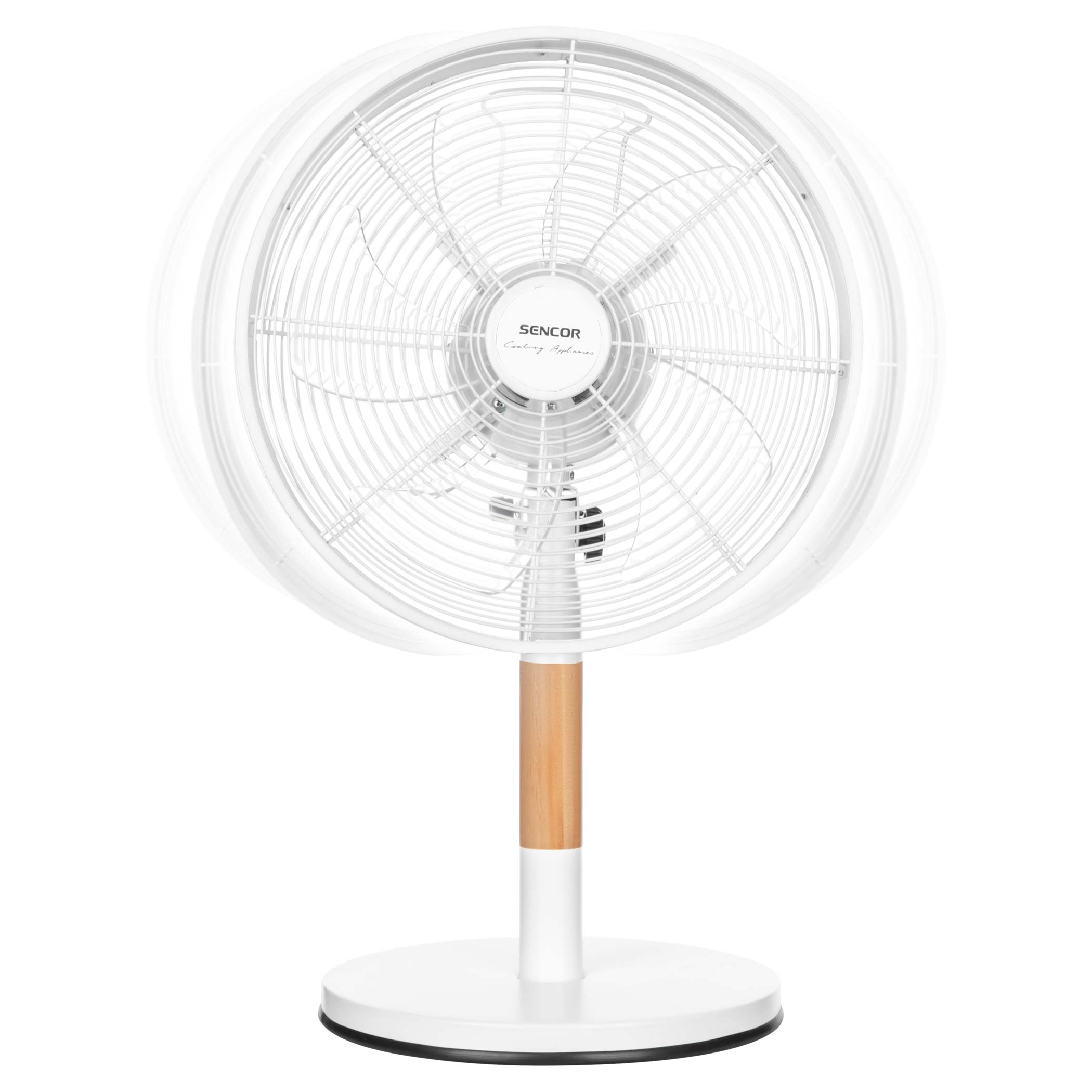 Fehér álló ventilátor fa szárral és kör alakú talppal.
