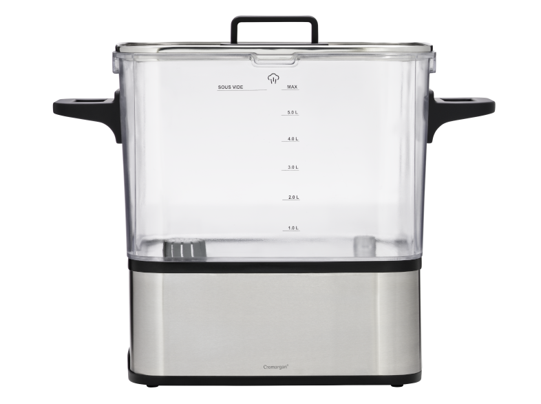 Sous vide gép átlátszó tartállyal és fogantyúval.
