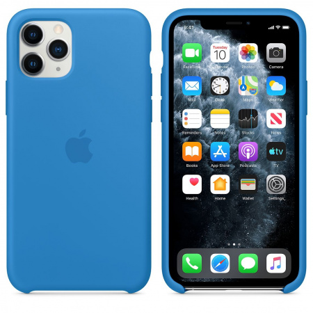 Ein blaues iPhone-Case und ein iPhone mit Homescreen-Apps auf dem Bildschirm.
