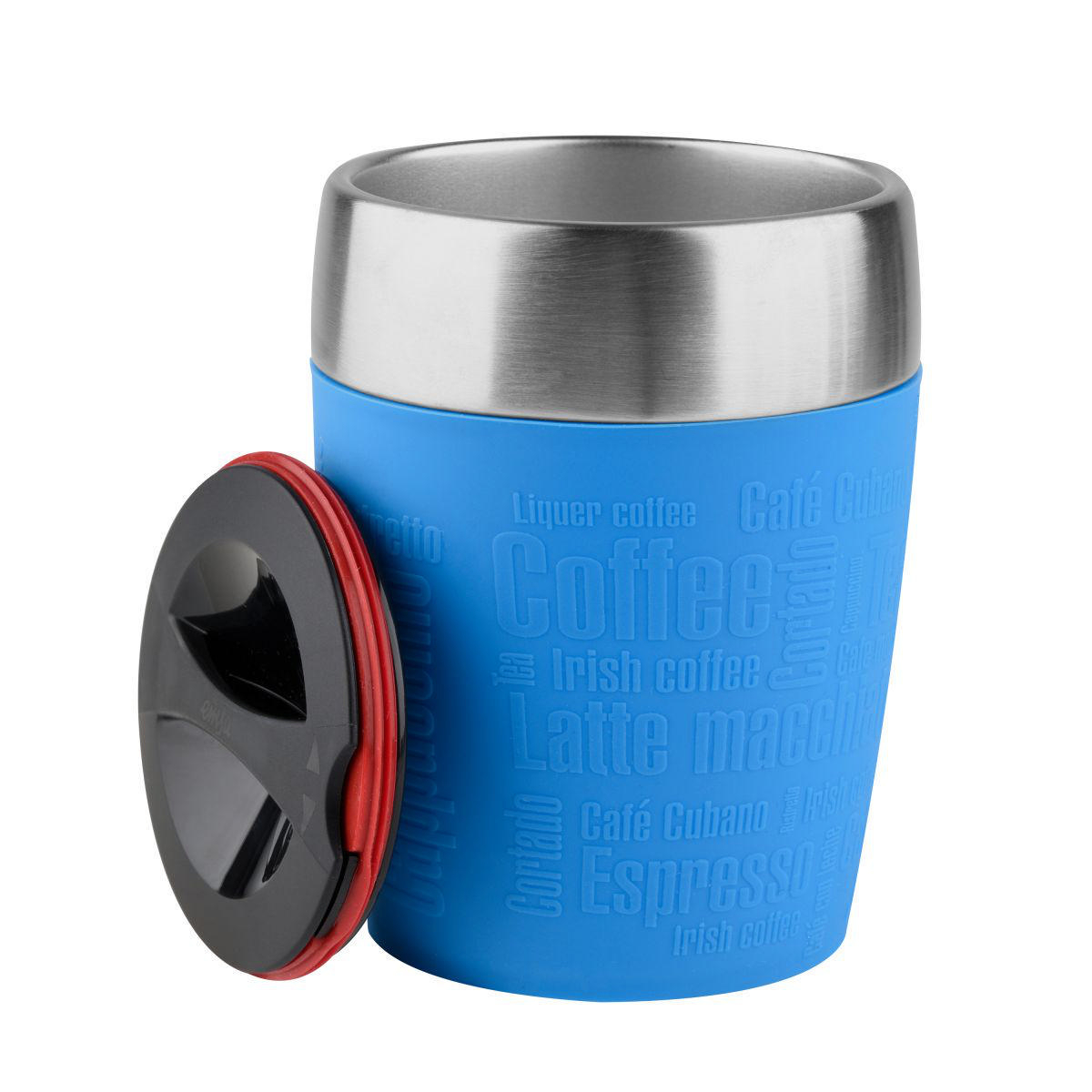 Blauer Reisebecher mit schwarzem Deckel und rotem Detail, Kaffeetext.