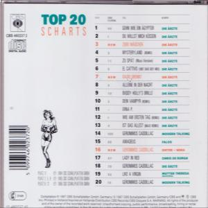 CD-Cover, Top-20-Charts. Eine Frau ist links. Text ist auf Deutsch.
