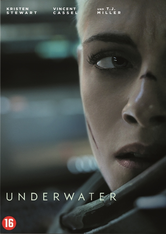 Underwater DVD-hoes, close-up van een vrouwengezicht met een litteken, en de filmtitel.