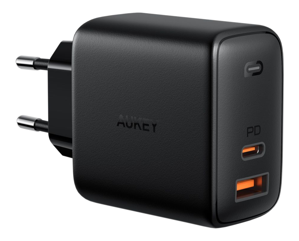 Schwarzes Aukey USB-C-Wandladegerät mit zwei Anschlüssen.