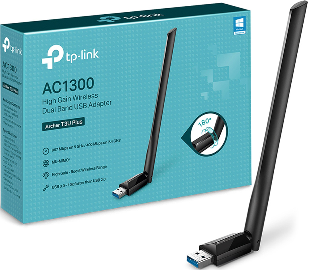 TP-Link AC1300-WLAN-Adapter in der Box. Im Hintergrund ist eine hellblaue Farbe zu sehen.
